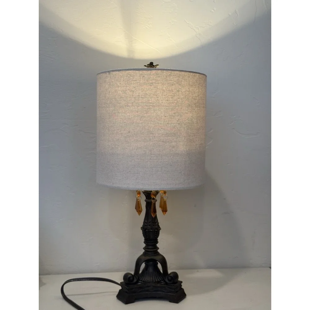 Vintage Brown Resin Table Lamp Amber Plastic Fringe Dangles 19